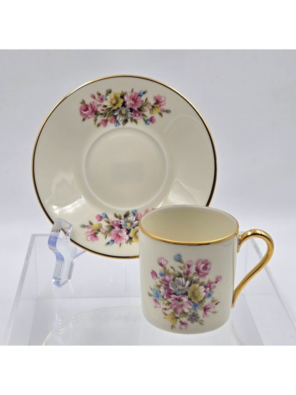 Kuba Porzellan Horst Kuba Set of 4 Espresso Demitasse Cup Saucer Gold Trim